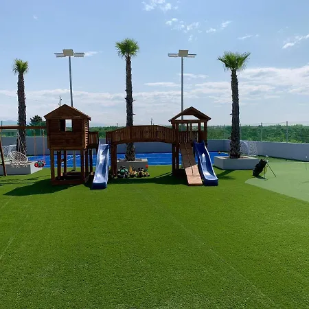 Amfora With Heated Pool, Wellness And Tennis Willa Knezevic