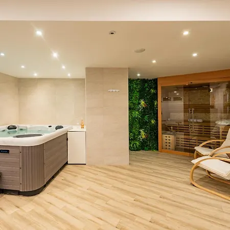 Amfora With Heated Pool, Wellness And Tennis Villa *