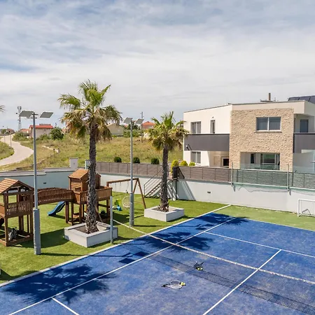 Vila Amfora With Heated Pool, Wellness And Tennis *