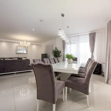 Villa Amfora With Heated Pool, Wellness And Tennis *