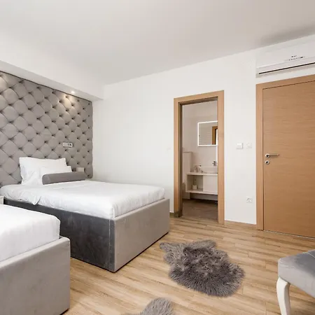 Amfora With Heated Pool, Wellness And Tennis *