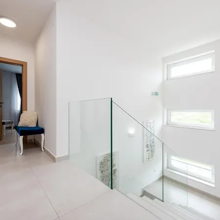 Amfora With Heated Pool, Wellness And Tennis