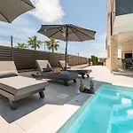 Villa Amfora With Heated Pool, Wellness And Tennis