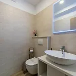 Amfora With Heated Pool, Wellness And Tennis Knezevic