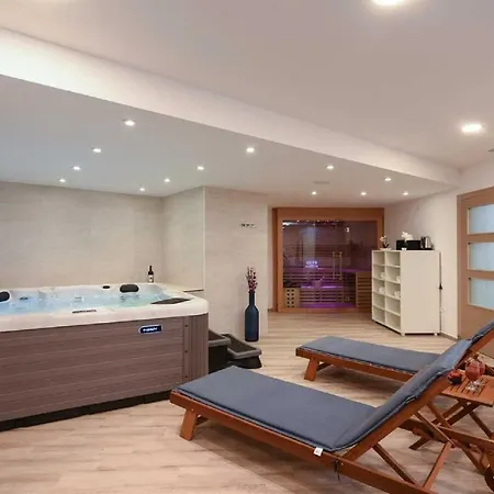 Amfora With Heated Pool, Wellness And Tennis *