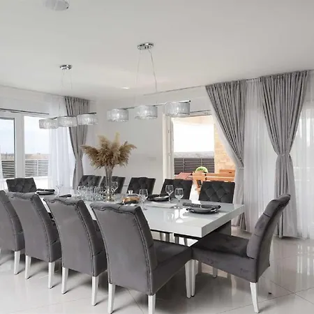 Amfora With Heated Pool, Wellness And Tennis Villa