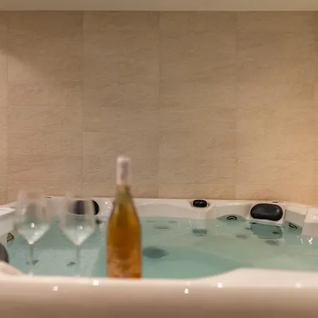 Amfora With Heated Pool, Wellness And Tennis *