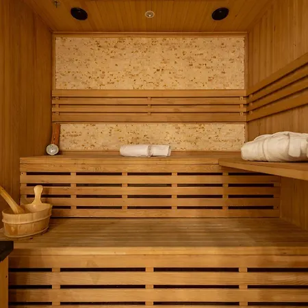 Amfora With Heated Pool, Wellness And Tennis * Knezevic