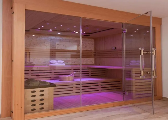 빌라 Amfora With Heated Pool, Wellness And Tennis *